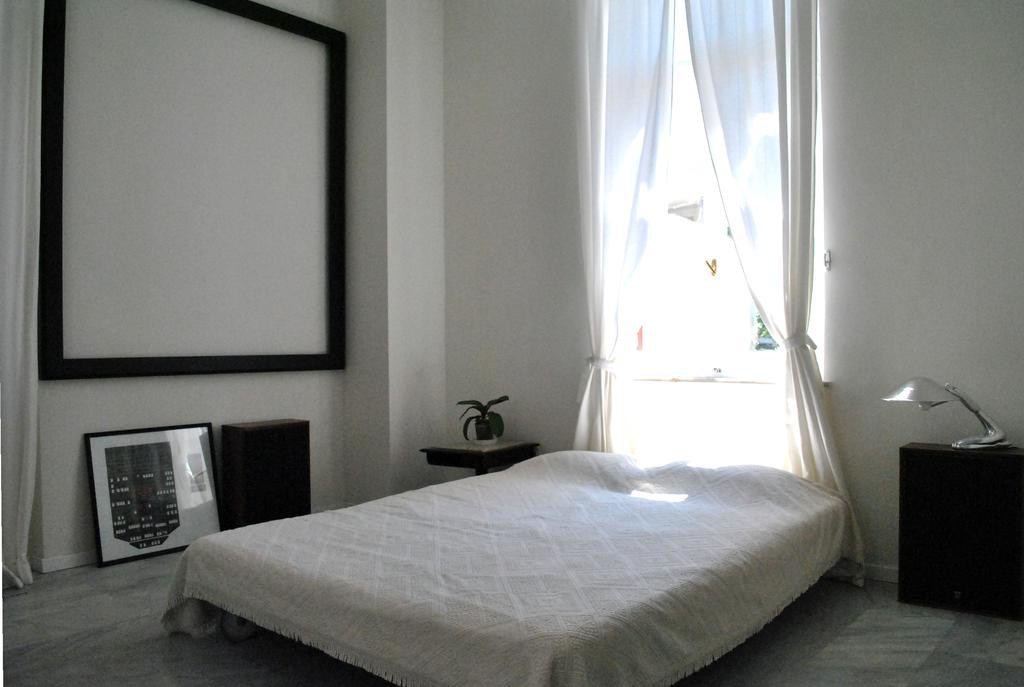 Alice Inn Athens Atenas Quarto foto